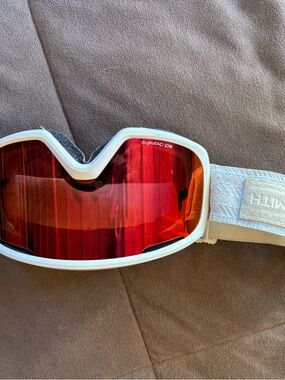 SMITH Light Gray Protective Goggle Sleeve